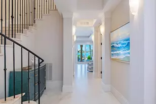 221 Harbour Dr, Naples, FL 34103 - Photo 24