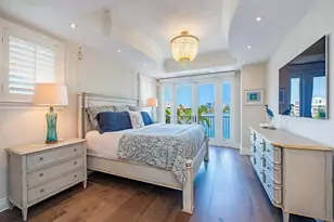 221 Harbour Dr, Naples, FL 34103 - Photo 34