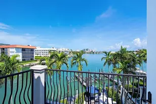 221 Harbour Dr, Naples, FL 34103 - Photo 14