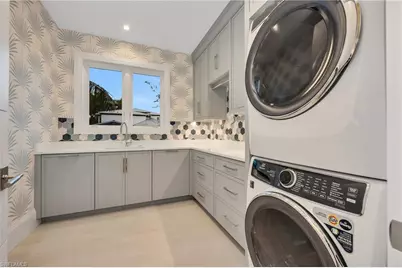 1935 5th St S, Naples, FL 34102 - Photo 12