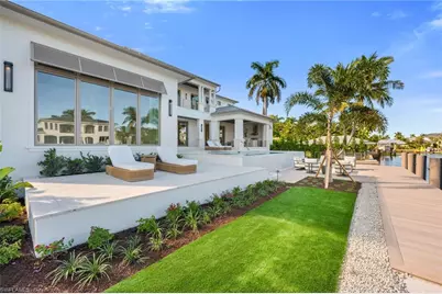 1935 5th St S, Naples, FL 34102 - Photo 6