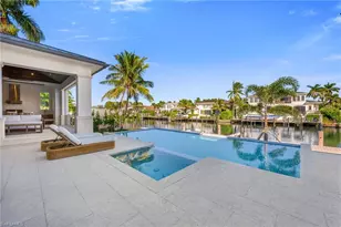 1935 5th St S, Naples, FL 34102 - Photo 4
