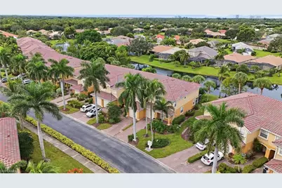 20036 Heatherstone Way #2, Estero, FL 33928 - Photo 4