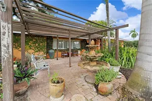 511 Eastwood Dr, Naples, FL 34110 - Photo 30