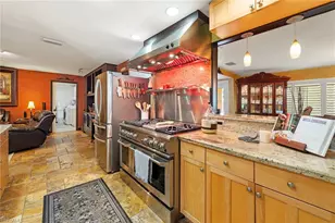 511 Eastwood Dr, Naples, FL 34110 - Photo 12