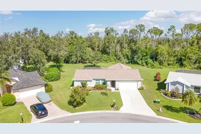 6831 Saint Edmunds Loop, Fort Myers, FL 33966 - Photo 2