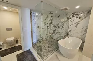 4041 Gulf Shore Blvd, Naples, FL 34103 - Photo 14