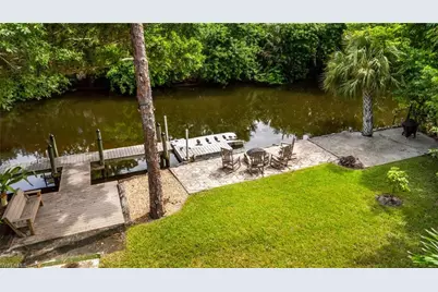 114 Westwood Dr, Naples, FL 34110 - Photo 4