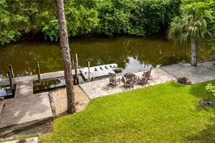 114 Westwood Dr, Naples, FL 34110 - Photo 4