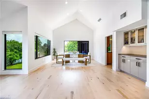 114 Westwood Dr, Naples, FL 34110 - Photo 10