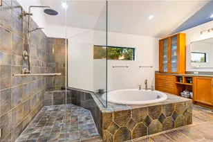 114 Westwood Dr, Naples, FL 34110 - Photo 22