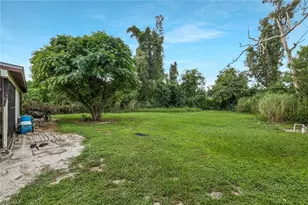 17434 / 17436 E Carnegie Circle, Fort Myers, FL 33967 - Photo 22
