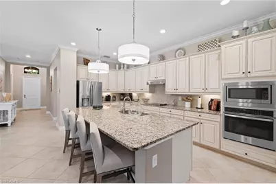 28137 Edenderry Ct, Bonita Springs, FL 34135 - Photo 8