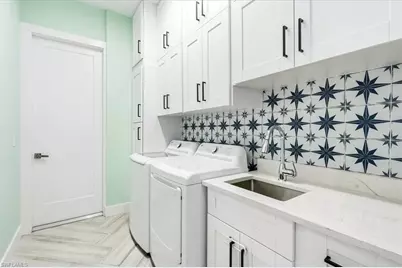 1170 17th St SW, Naples, FL 34117 - Photo 18