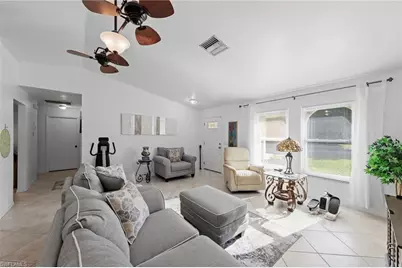 702 SE 10th Ave, Cape Coral, FL 33990 - Photo 34