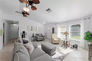 702 SE 10th Ave, Cape Coral, FL 33990 - Photo 34