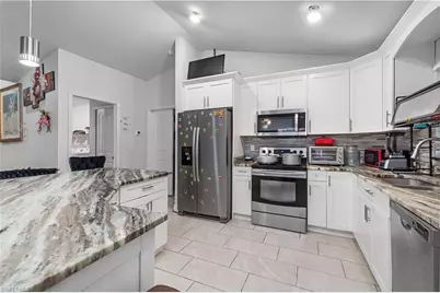 2618 Helen Cir, Lehigh Acres, FL 33971 - Photo 24