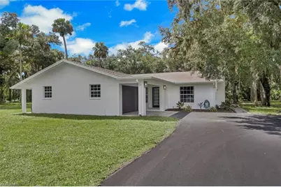 241 20th St NE, Naples, FL 34120 - Photo 4