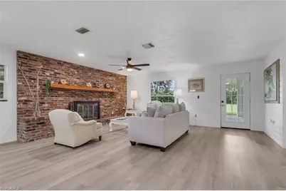 241 20th St NE, Naples, FL 34120 - Photo 12
