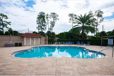 6041 Westbourgh Dr, Naples, FL 34112 - Photo 48