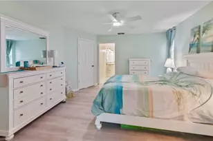 6041 Westbourgh Dr, Naples, FL 34112 - Photo 22