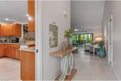 6041 Westbourgh Dr, Naples, FL 34112 - Photo 6