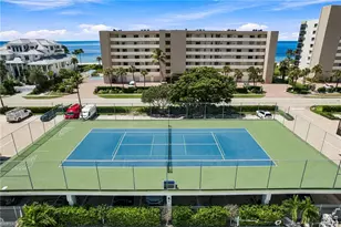 10420 Gulf Shore Dr, Naples, FL 34108 - Photo 4
