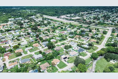 3055 53rd St SW, Naples, FL 34116 - Photo 28
