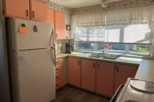 1100 University Pkwy, Sarasota, FL 34234 - Photo 28