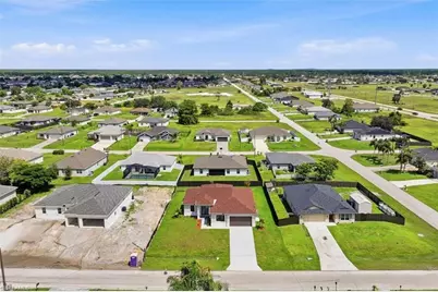 19 NW 25th St, Cape Coral, FL 33993 - Photo 6