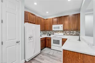 1391 Santiago Cir, Naples, FL 34113 - Photo 18