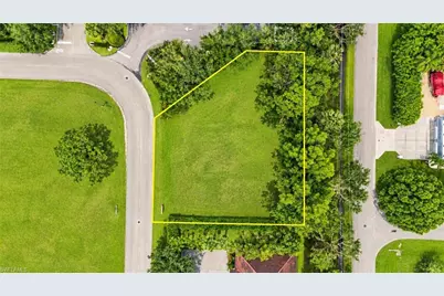 3900 Via Del Rey, Bonita Springs, FL 34134 - Photo 4