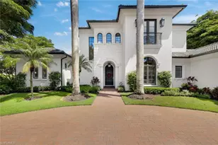 1609 China Berry Way, Naples, FL 34105 - Photo 2