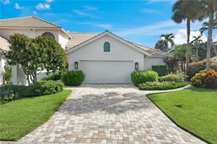 2153 Paget Cir, Naples, FL 34112 - Photo 2