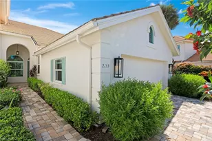 2153 Paget Cir, Naples, FL 34112 - Photo 16