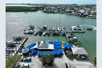 125 Pago Pago Dr E, Naples, FL 34113 - Photo 38