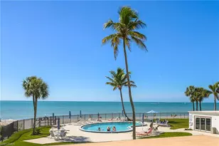 1717 Gulf Shore Blvd N, Naples, FL 34102 - Photo 4