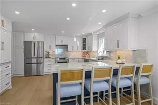 1717 Gulf Shore Blvd N, Naples, FL 34102 - Photo 16