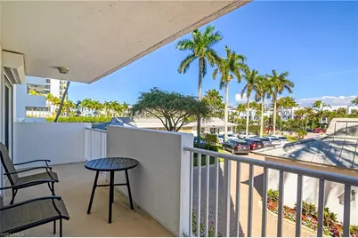 1717 Gulf Shore Blvd N #101, Naples, FL 34102 - Photo 32