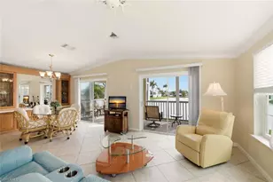 1055 Diamond Lake Cir, Naples, FL 34114 - Photo 4