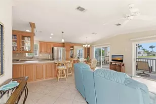 1055 Diamond Lake Cir, Naples, FL 34114 - Photo 8