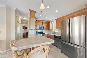1055 Diamond Lake Cir, Naples, FL 34114 - Photo 12