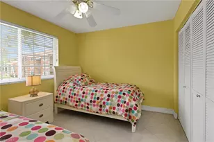 1195 Wildwood Lakes Blvd, Naples, FL 34104 - Photo 18