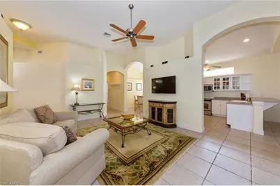8059 Tauren Ct, Naples, FL 34119 - Photo 2