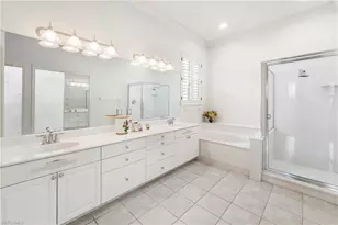 2296 Island Cove Cir, Naples, FL 34109 - Photo 16