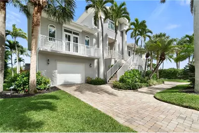 197 San Mateo Dr, Bonita Springs, FL 34134 - Photo 4