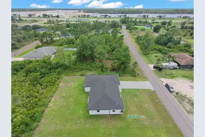 1045 Norfolk Ave S, Lehigh Acres, FL 33974 - Photo 38