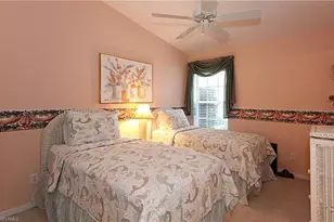 322 Melrose Pl, Naples, FL 34104 - Photo 10