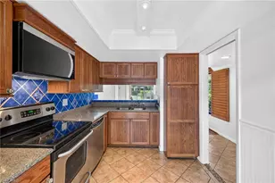3370 10th St N, Naples, FL 34103 - Photo 14