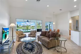 8737 Mustang Island Cir, Naples, FL 34113 - Photo 16